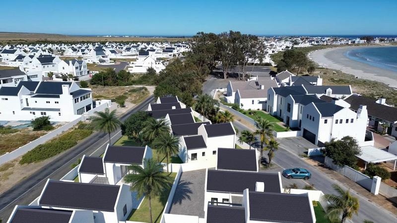 3 Bedroom Property for Sale in Golden Mile Western Cape